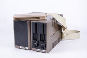 _DSC5219 - Videoton Dual Floppy Drive - Lakatos Attila.jpg